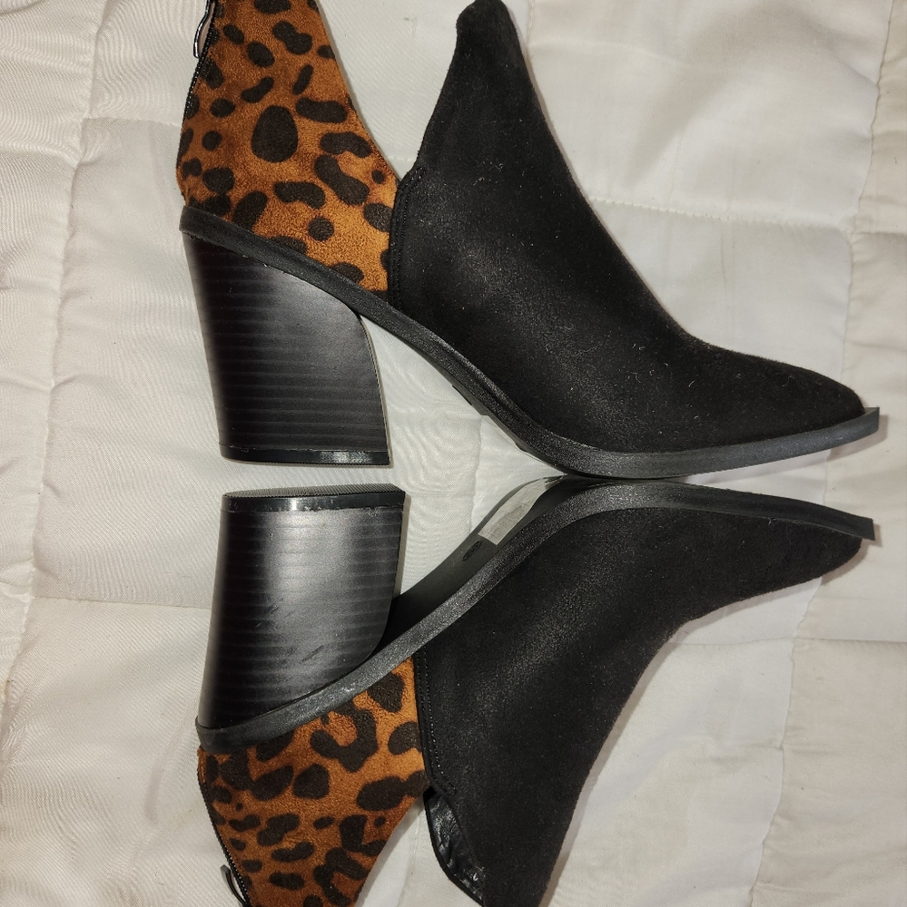 Leopard Print Black Ankle Boots